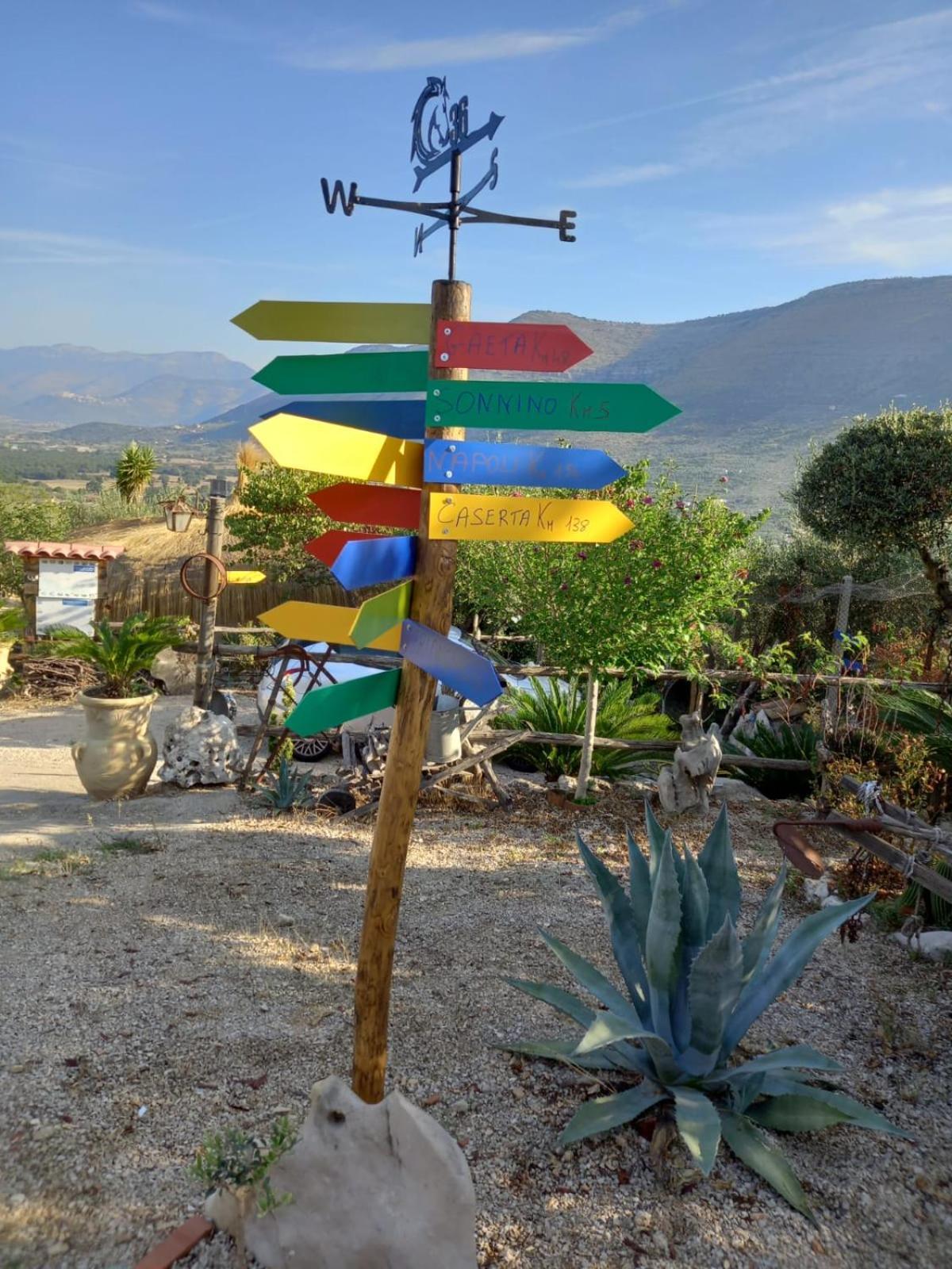 Le Capanne Di Villa Margherita Sonnino Стая снимка